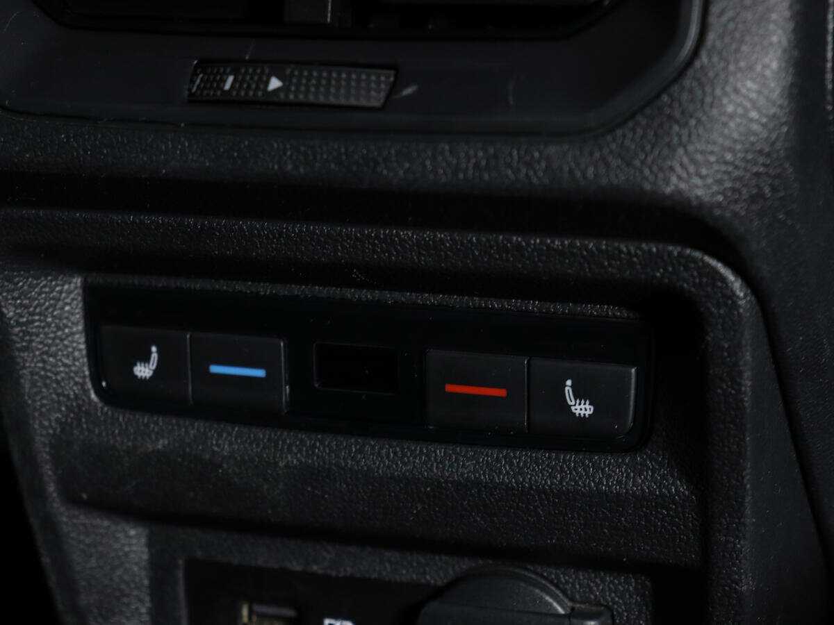 Volkswagen Tiguan, 2018 Фото №16