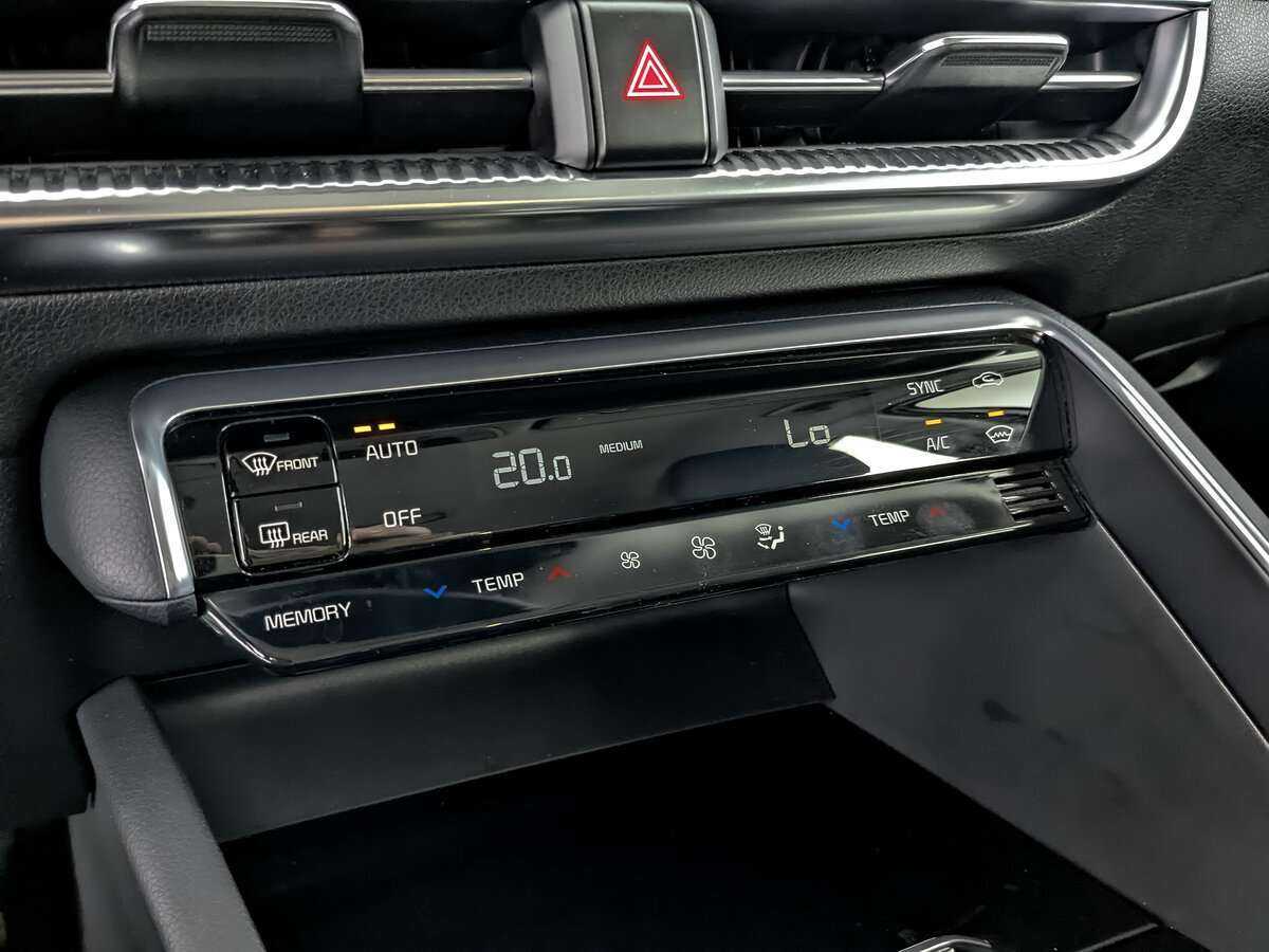 Kia K5, 2020 Фото №21