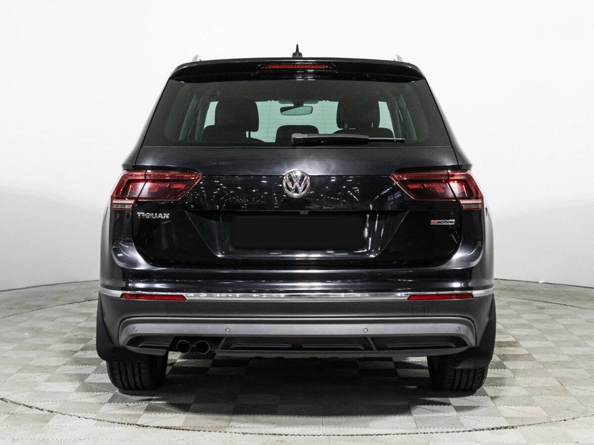 Volkswagen Tiguan, 2018 Фото №6
