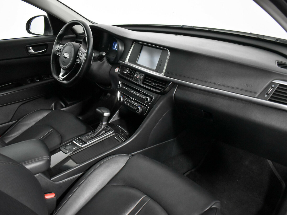 Kia K5 II, 2017 Фото №12