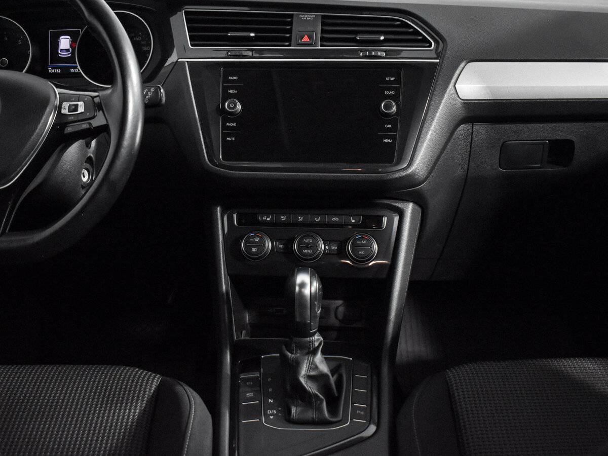 Volkswagen Tiguan, 2019 Фото №13