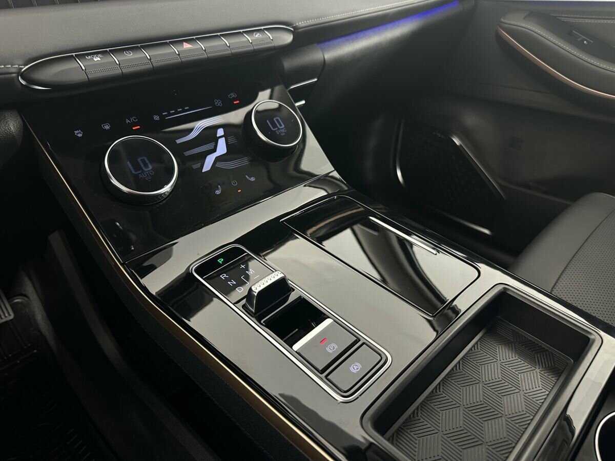 EXEED LX, 2023 Фото №13