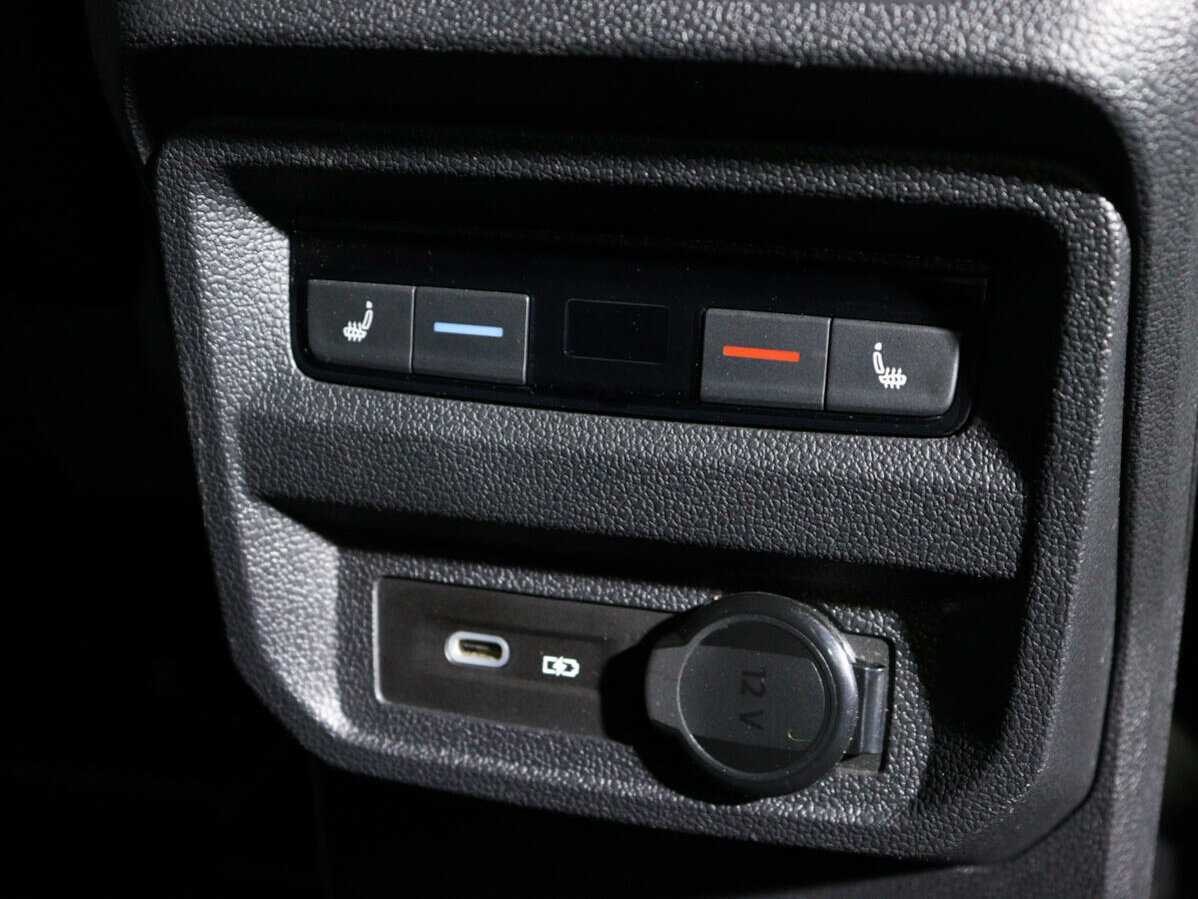 Volkswagen Tiguan, 2021 Фото №13