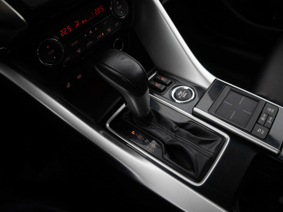 Mitsubishi Eclipse Cross I, 2019 Фото №13