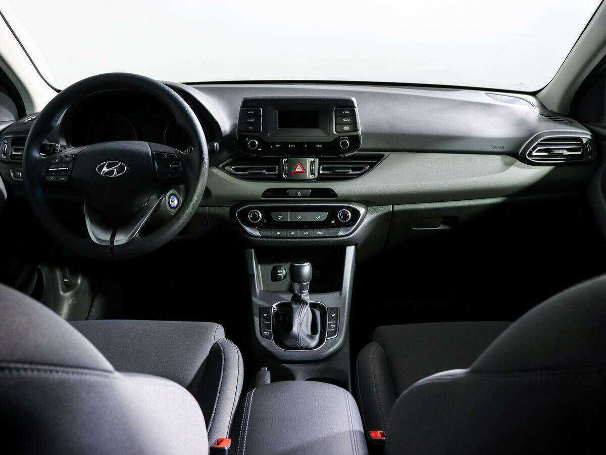 Hyundai i30, 2022 Фото №10