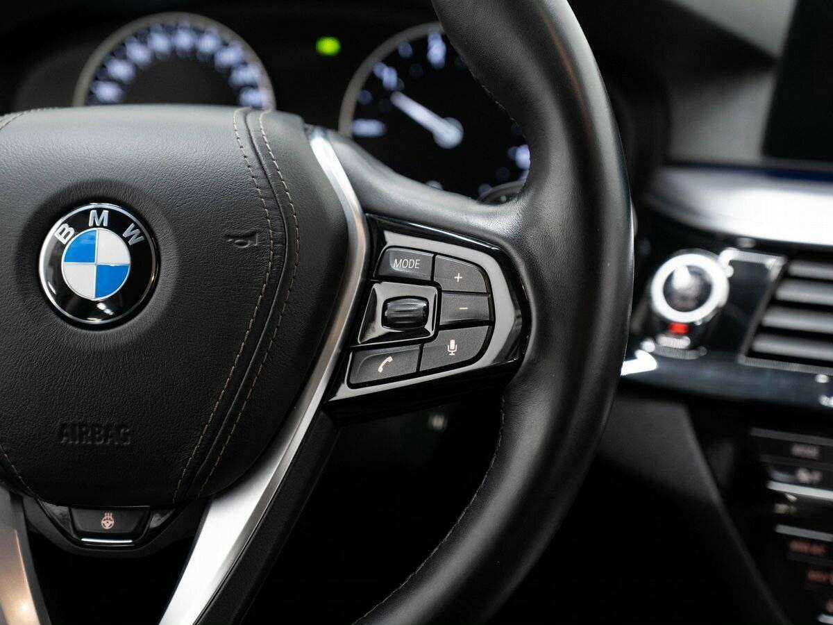 BMW 5 серии 520d, 2017 Фото №13