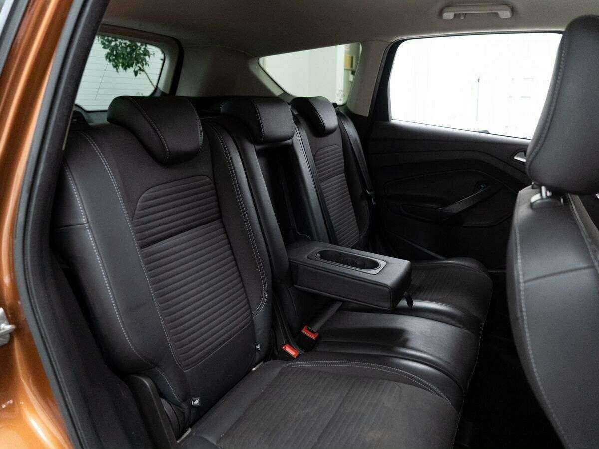 Ford Kuga, 2017 Фото №8