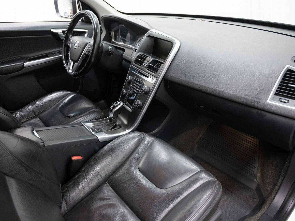 Volvo XC60, 2013 Фото №11