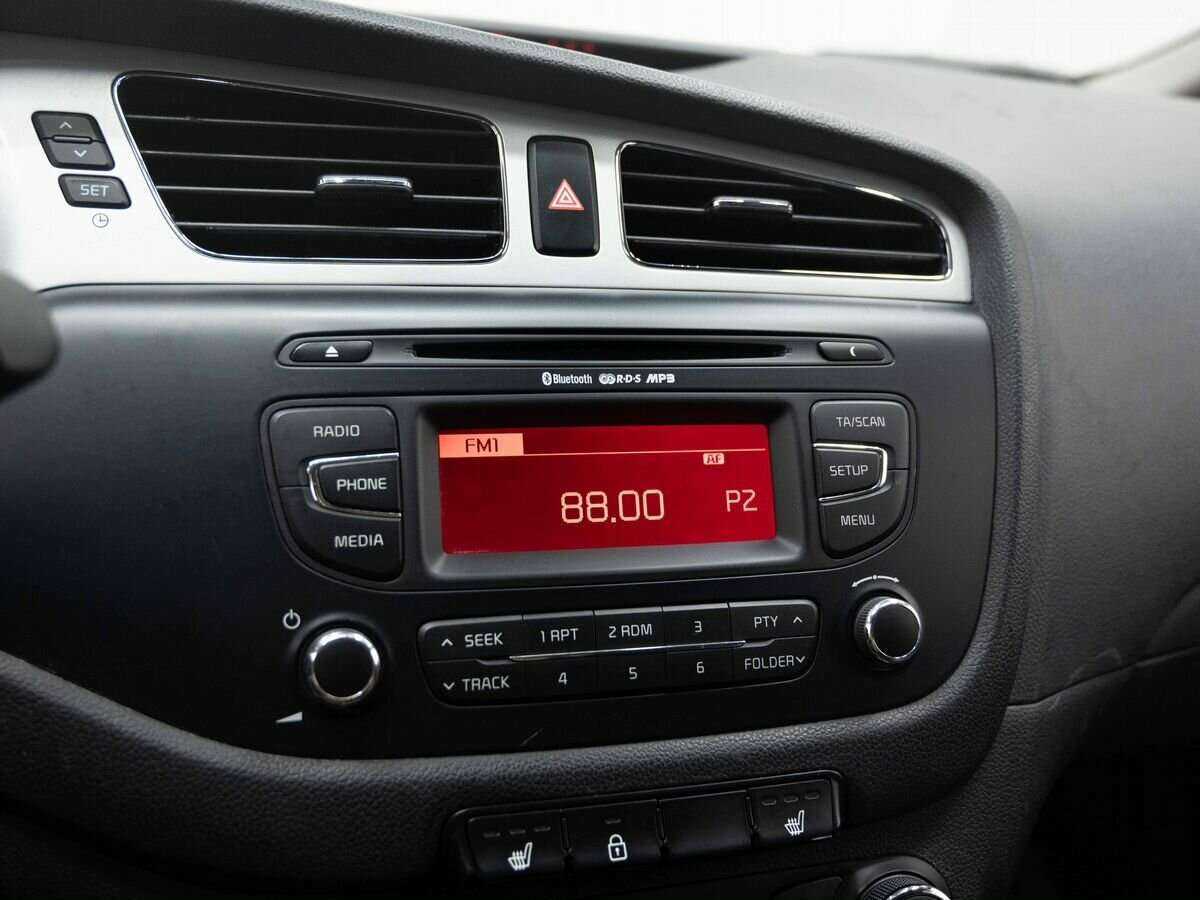 Kia Ceed, 2012 Фото №16