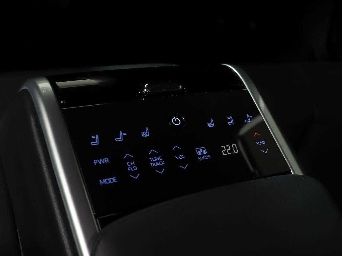 Toyota Camry, 2020 Фото №15