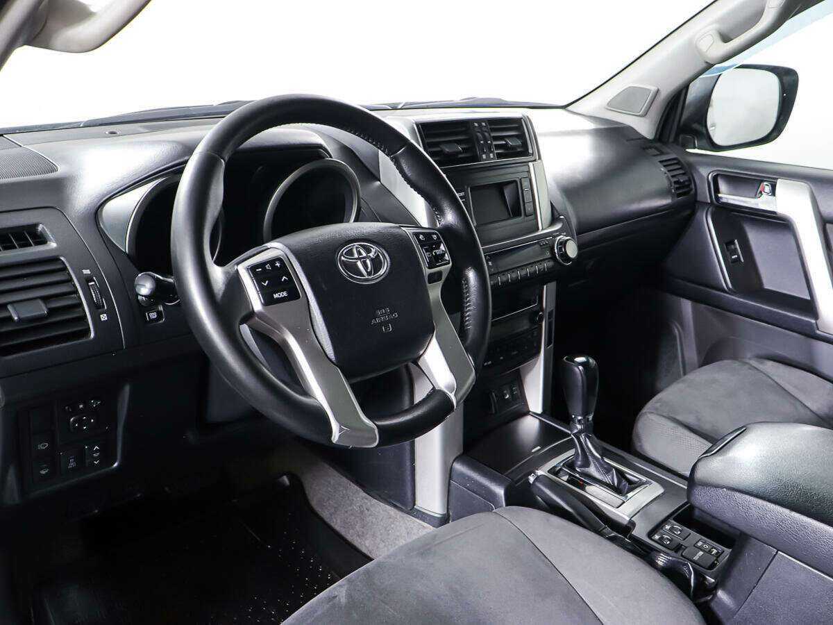 Toyota Land Cruiser Prado, 2012 Фото №13