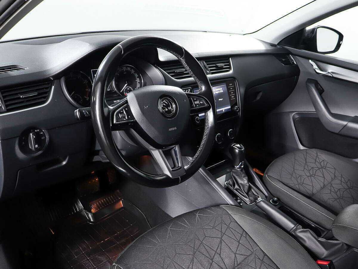 Skoda Octavia, 2018 Фото №14