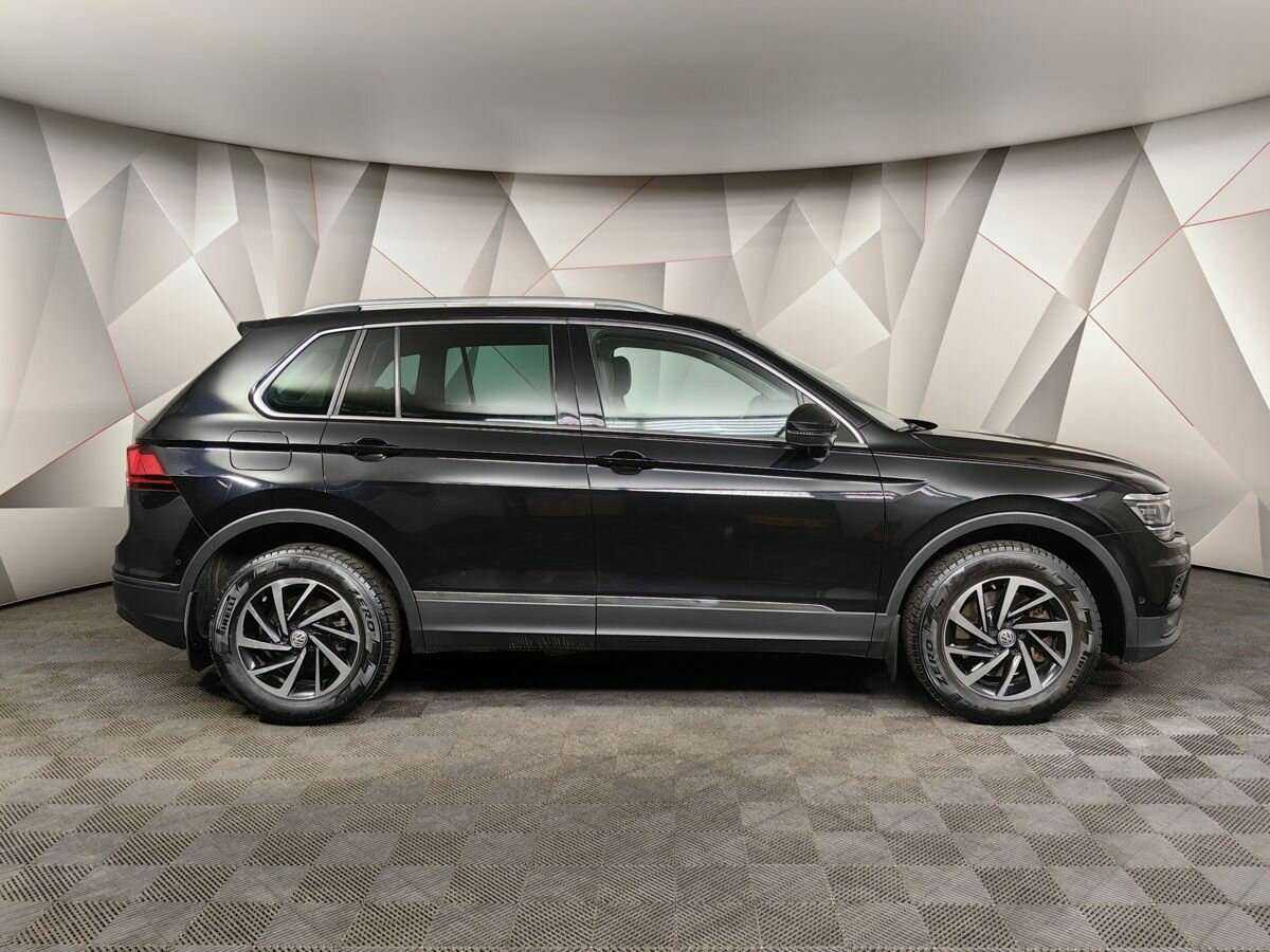 Volkswagen Tiguan, 2018 Фото №6