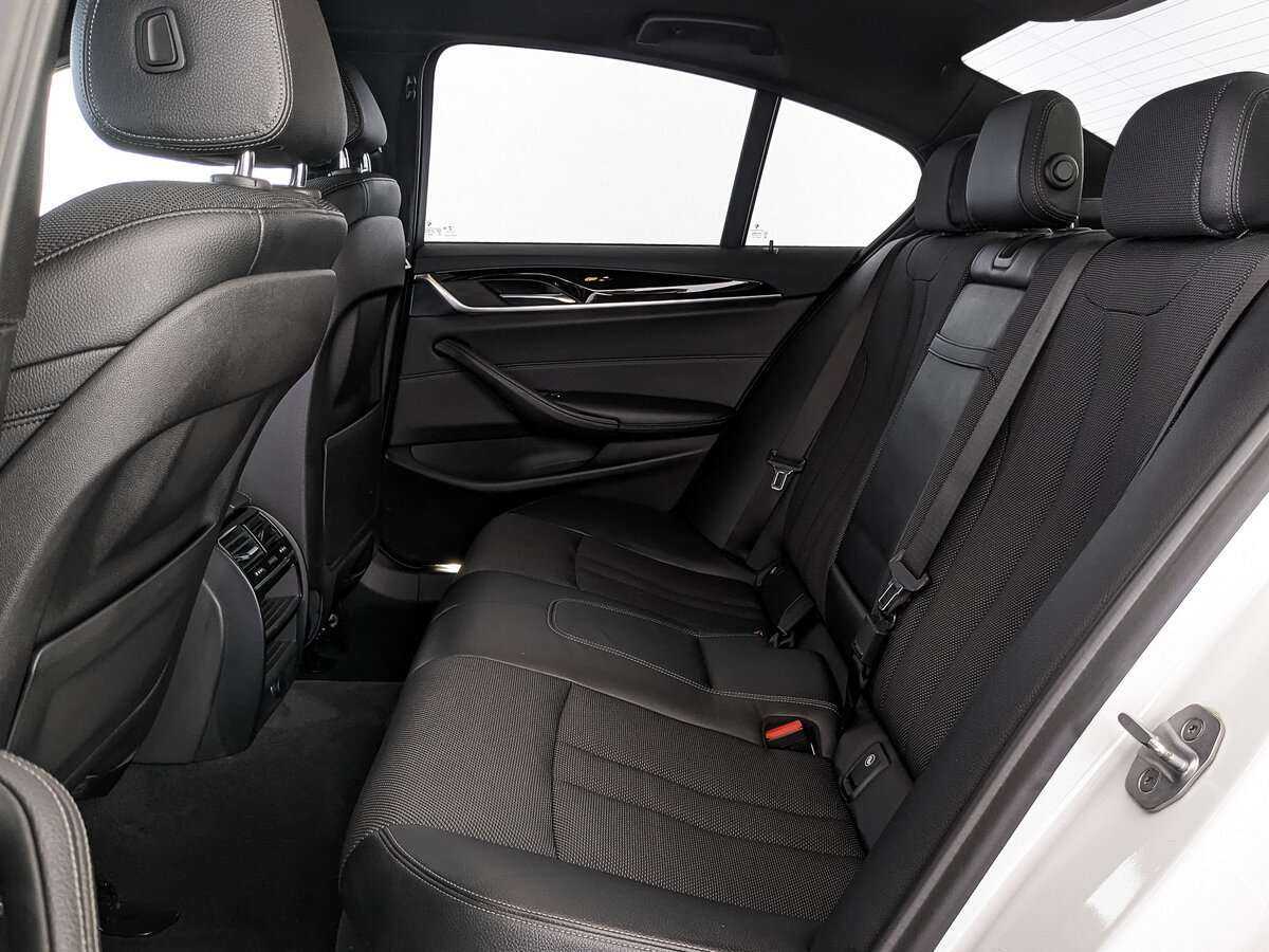 BMW 5 серии 520d, 2017 Фото №14