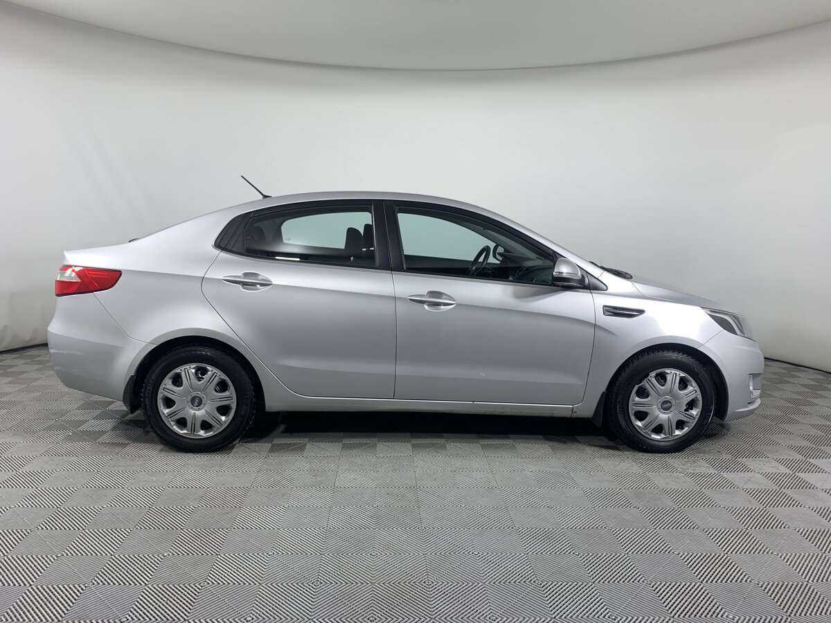 Kia Rio 5-speed, 2012 Фото №4