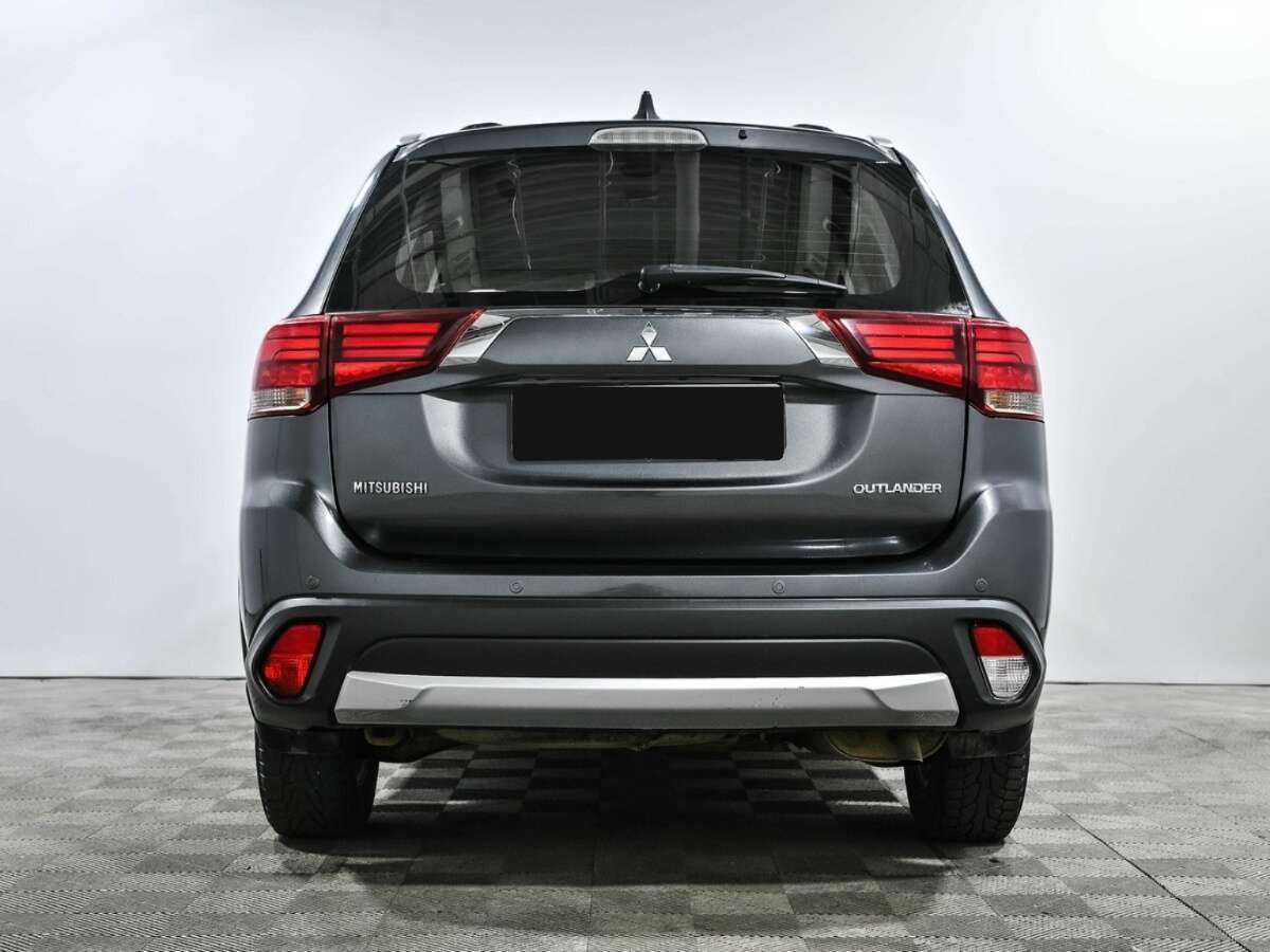 Mitsubishi Outlander, 2018 - 114 000 км. | Фото №5