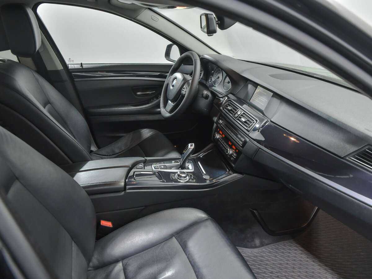 BMW 5 серии 528i xDrive, 2013 Фото №15