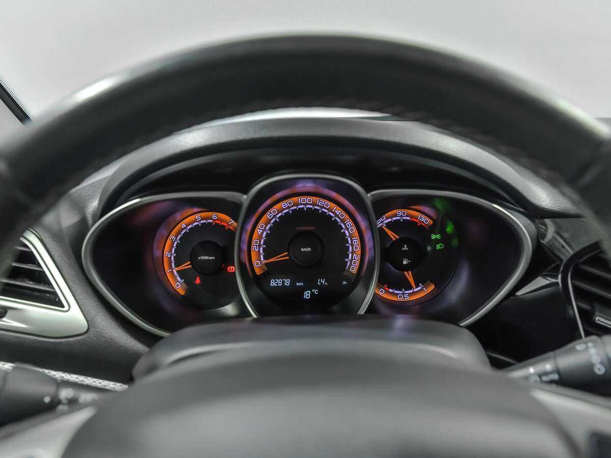 Lada (ВАЗ) Vesta SW, 2021 Фото №7