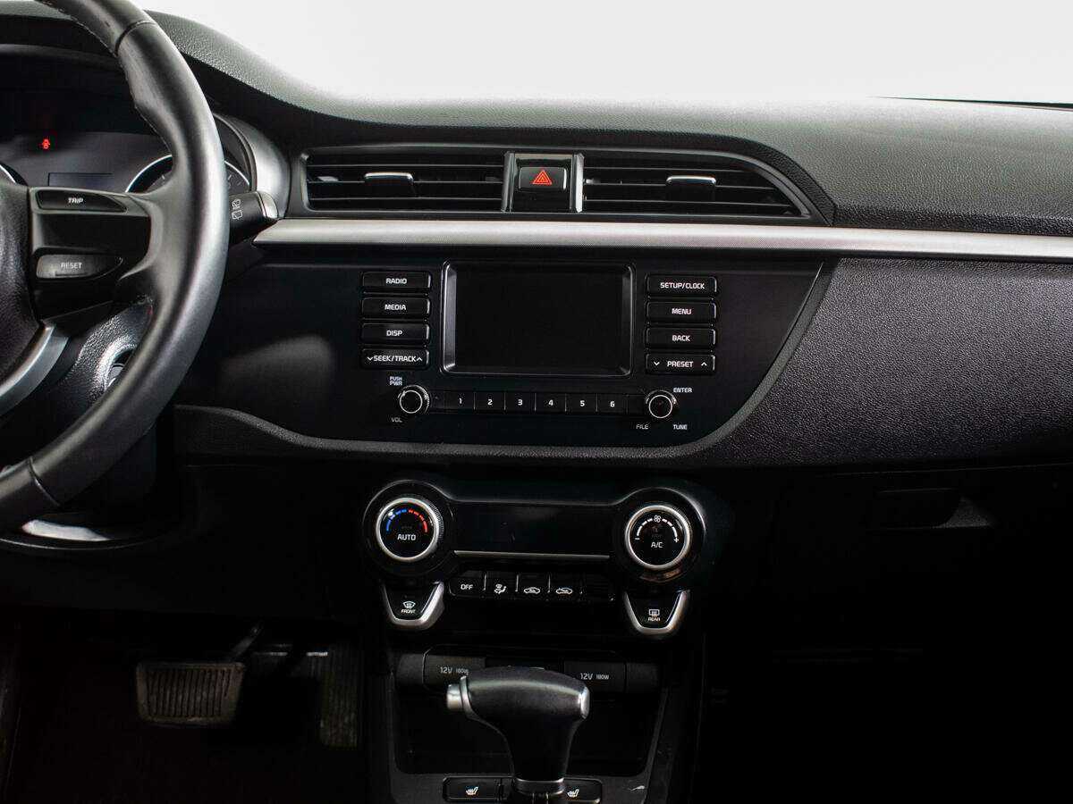 Kia Rio X-Line, 2018 Фото №8