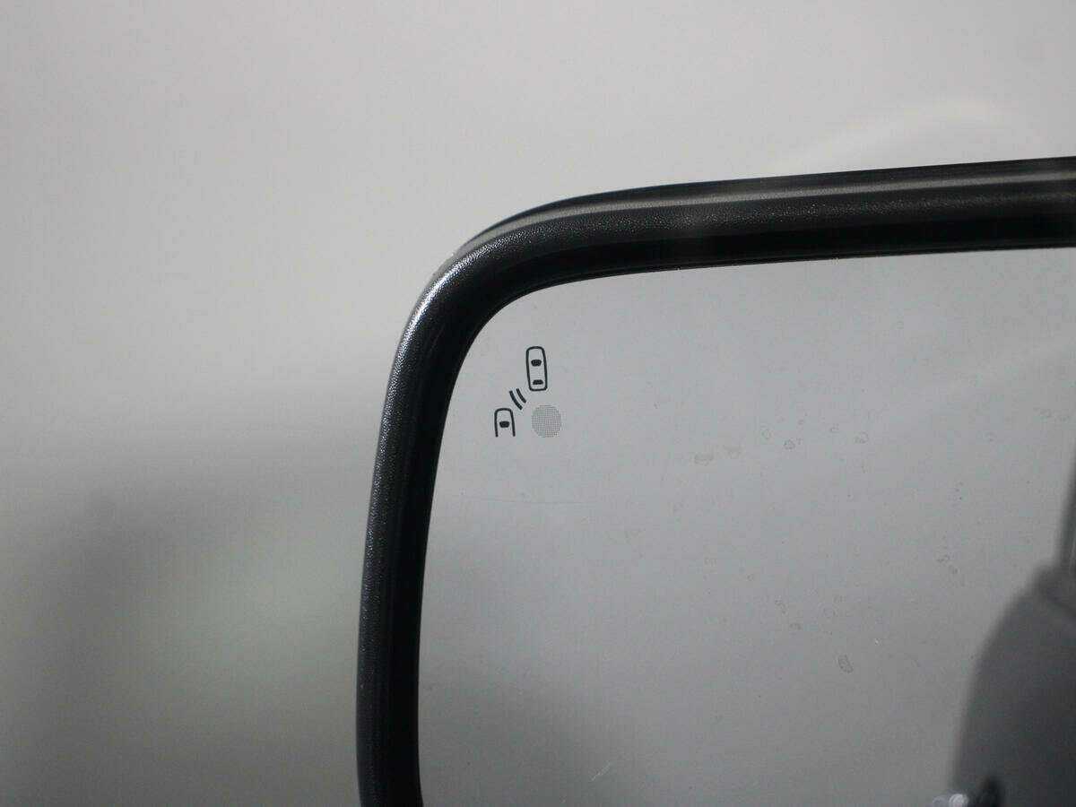 Ford Explorer Sport, 2013 Фото №15