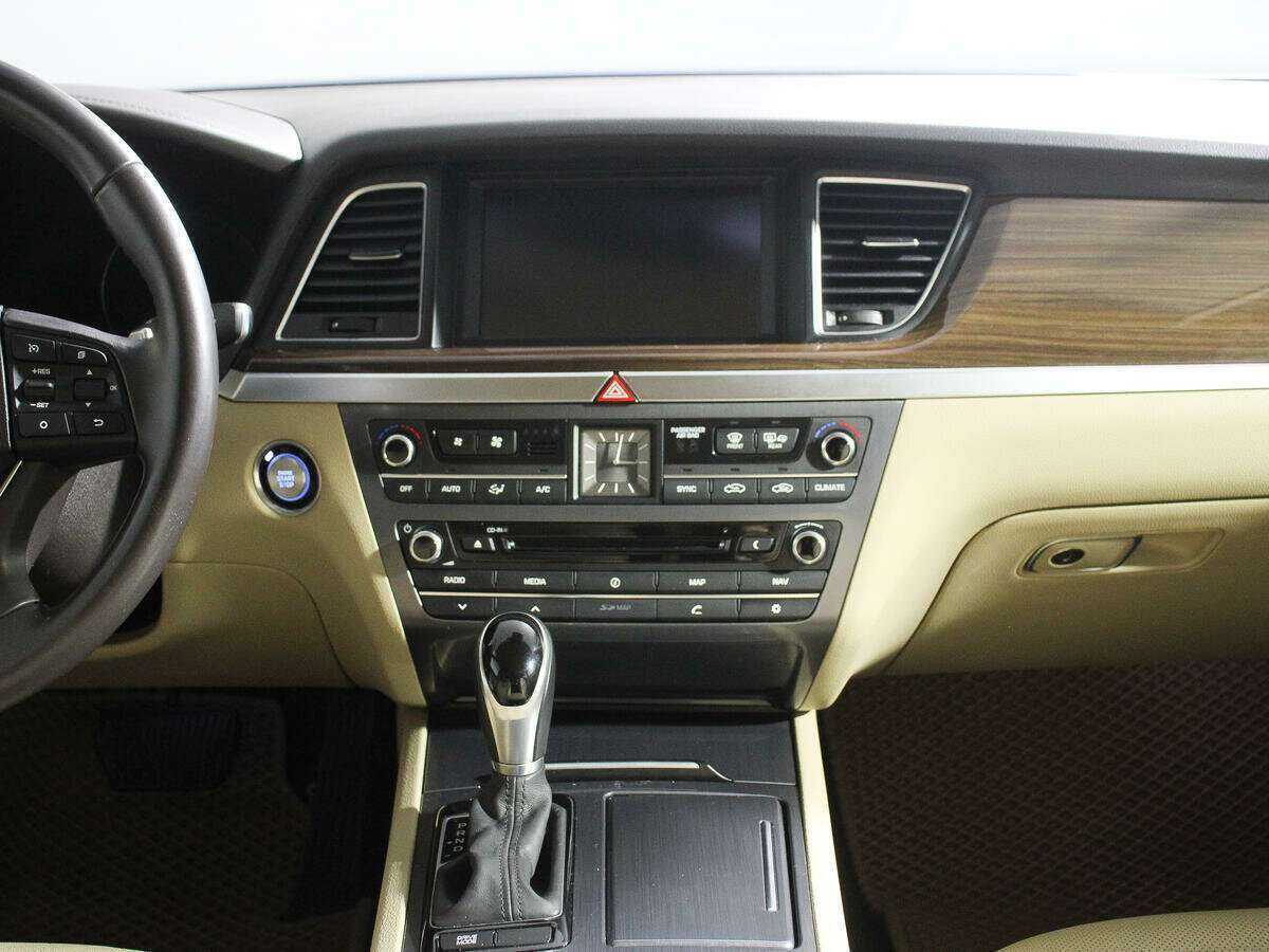 Hyundai Genesis, 2015 Фото №11