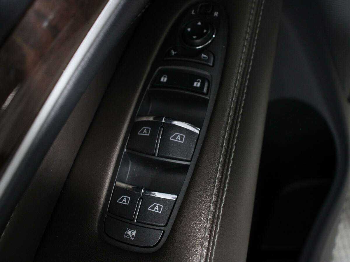 Infiniti QX60, 2018 Фото №15