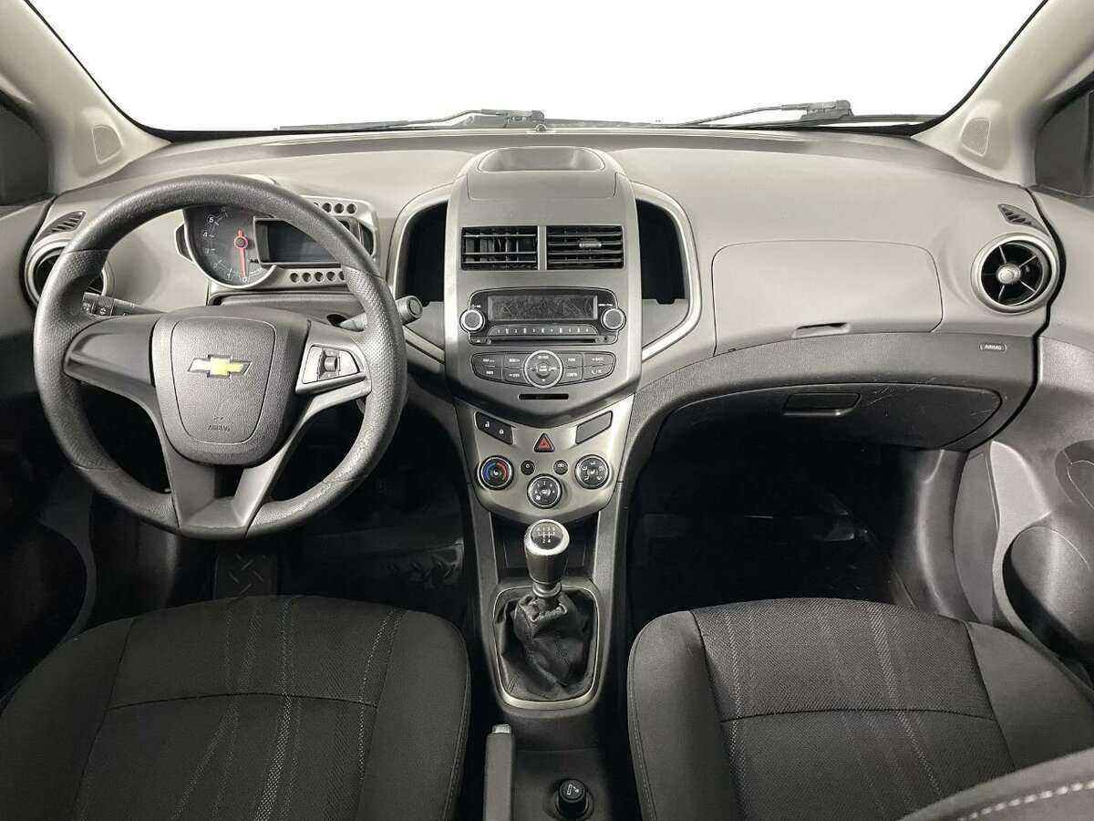 Chevrolet Aveo, 2013 Фото №6