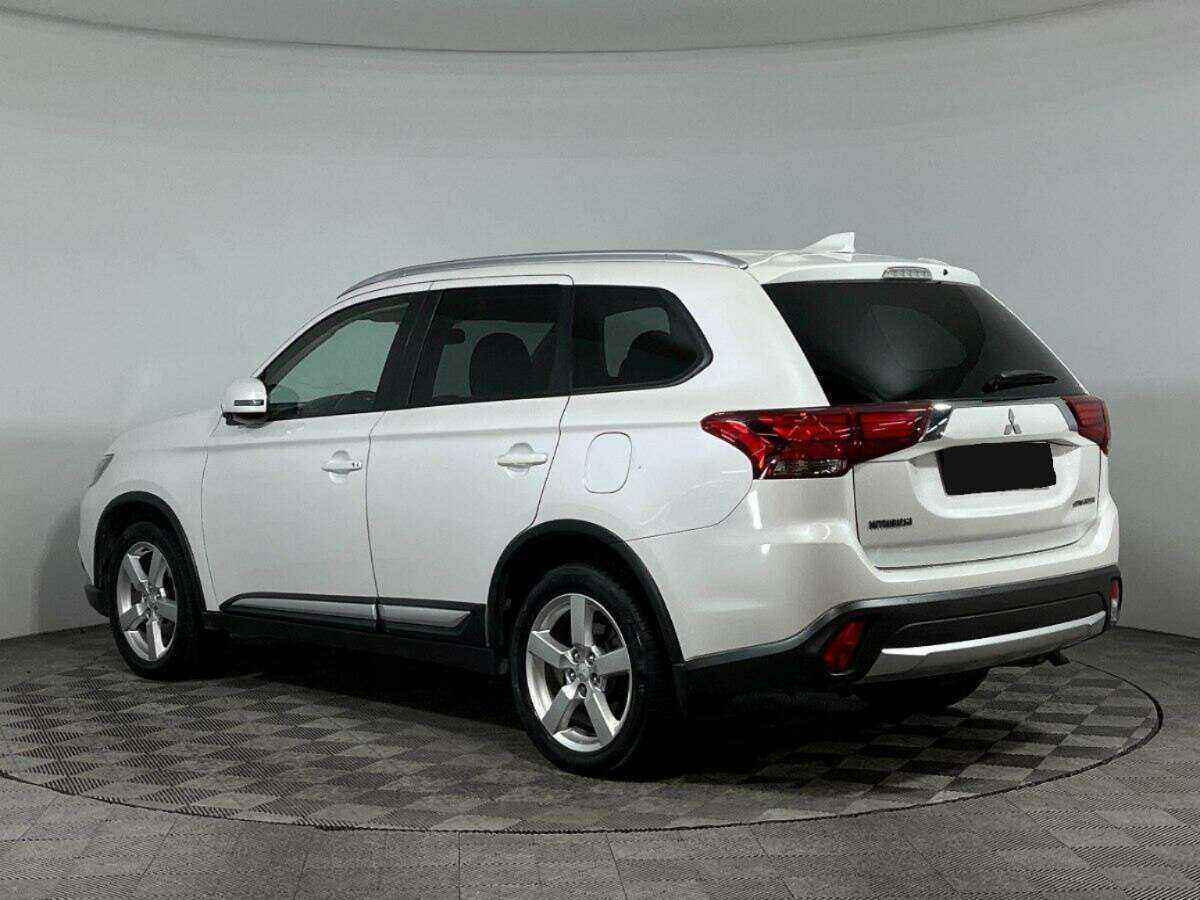 Mitsubishi Outlander, 2018 - 107 583 км. | Фото №7