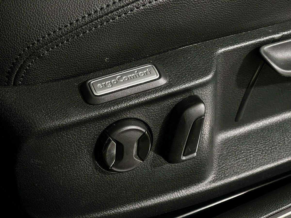 Volkswagen Passat, 2017 Фото №14