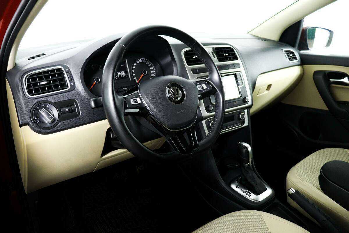 Volkswagen Polo, 2018 Фото №13