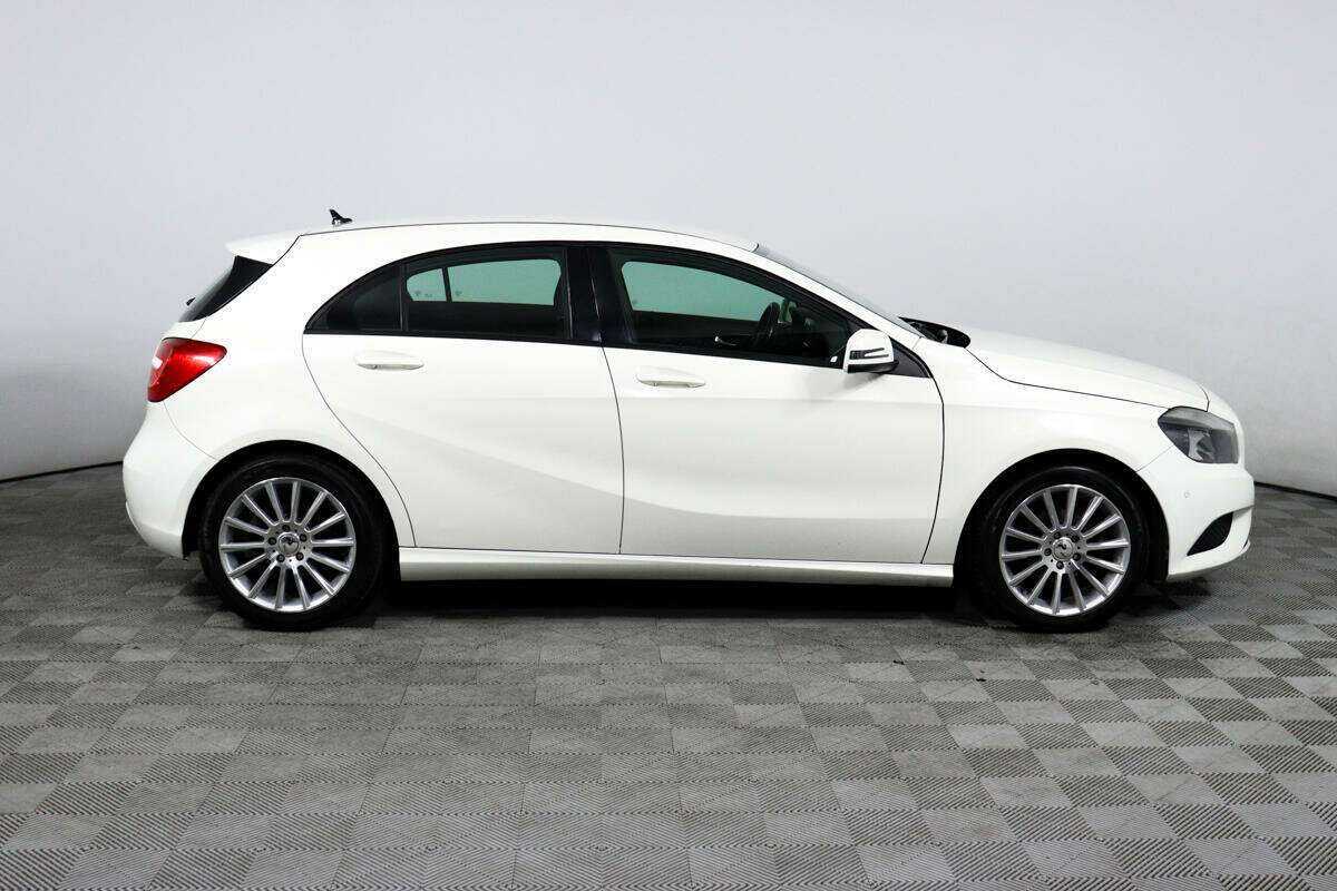 Mercedes-Benz A-Класс 180, 2014 Фото №4