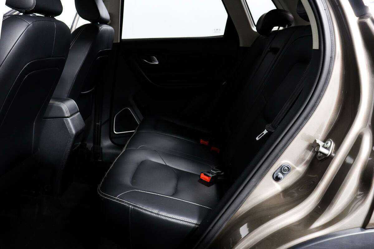 FAW Besturn X40, 2019 Фото №12