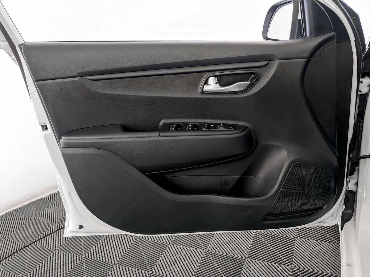 Kia Rio, 2021 Фото №15