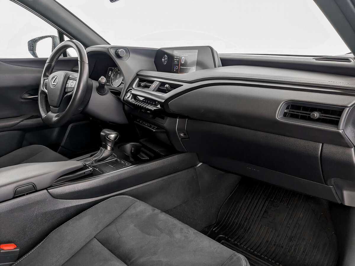 Lexus UX 200, 2020 Фото №9