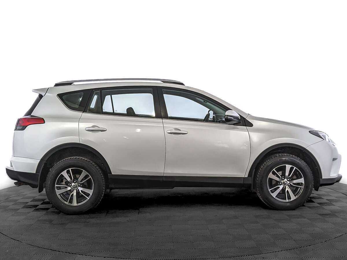 Toyota RAV4, 2019 - 139 115 км. | Фото №4
