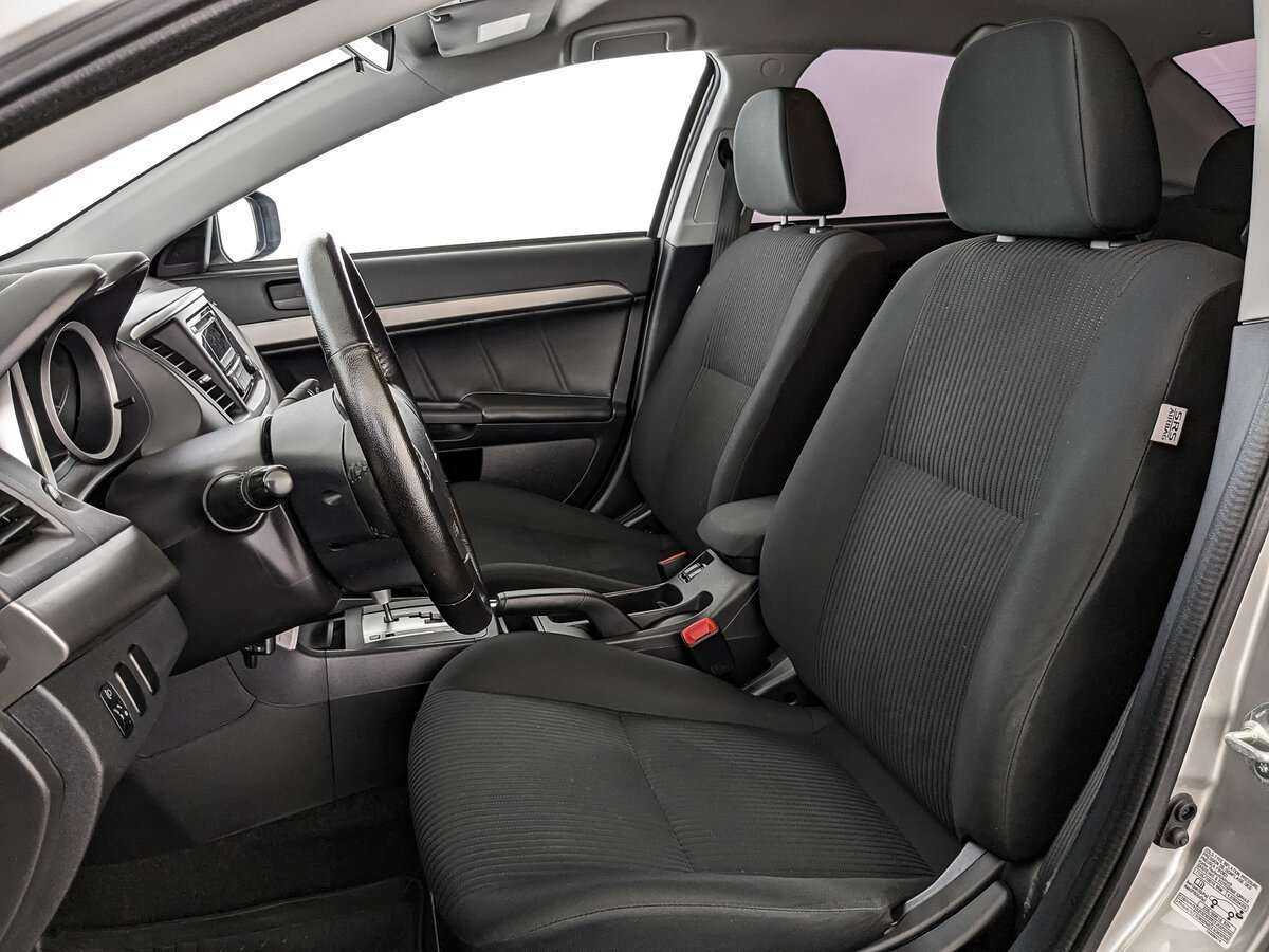 Mitsubishi Lancer, 2015 Фото №15