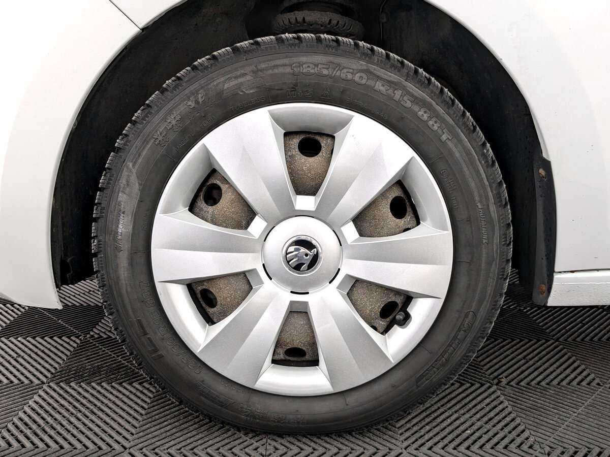 Skoda Rapid, 2018 Фото №18