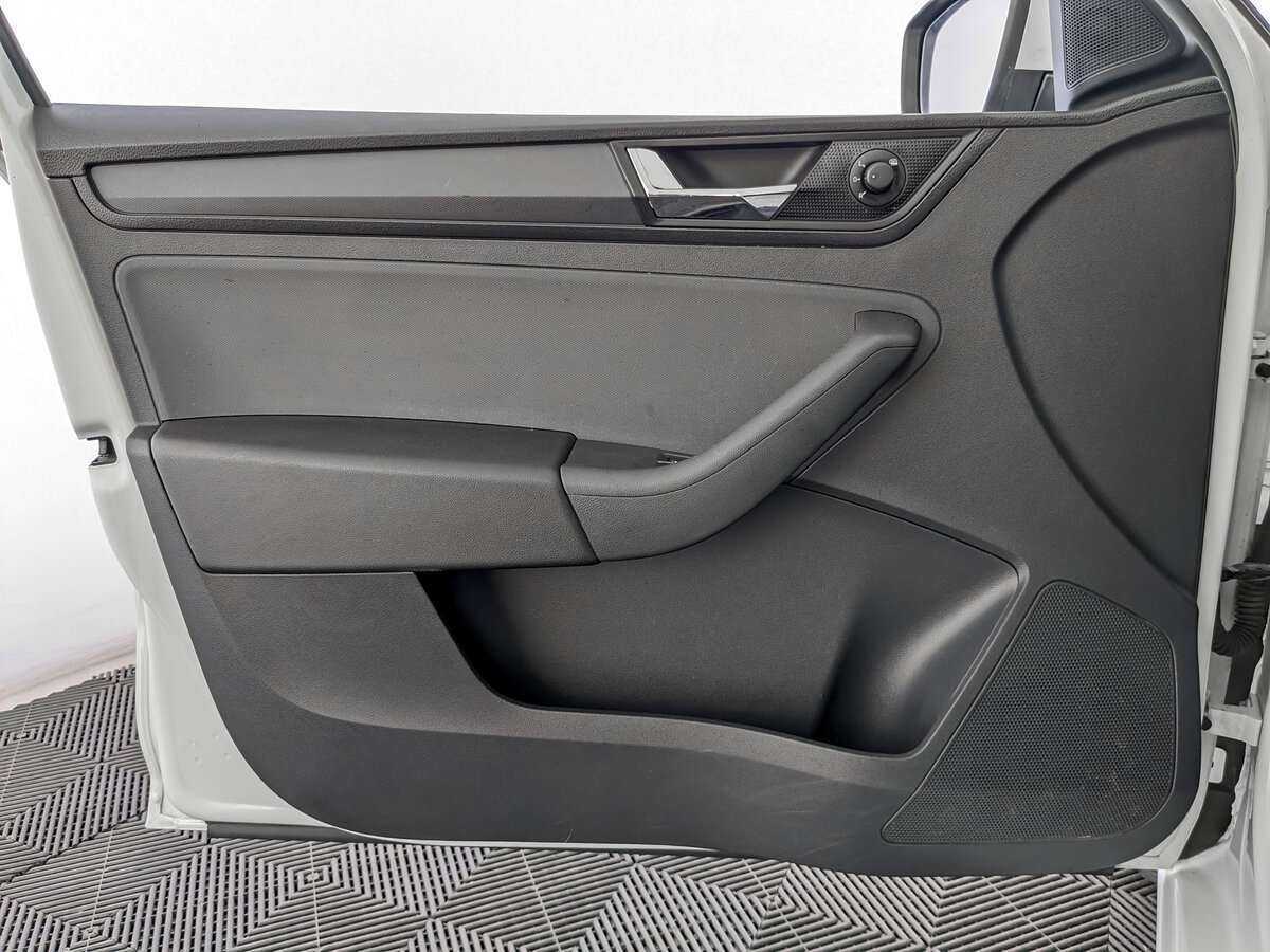 Skoda Rapid, 2018 Фото №19