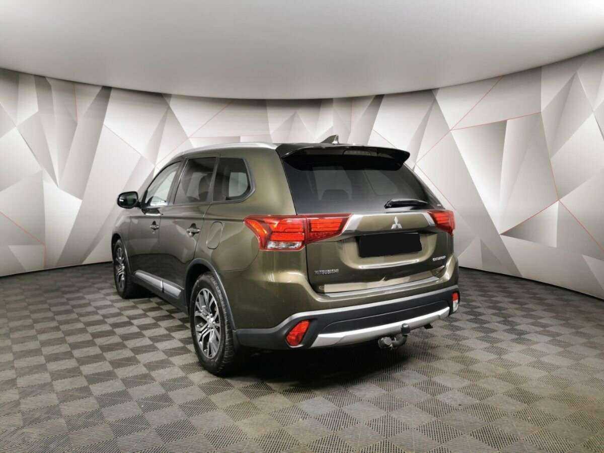 Mitsubishi Outlander, 2018 - 174 047 км. | Фото №4