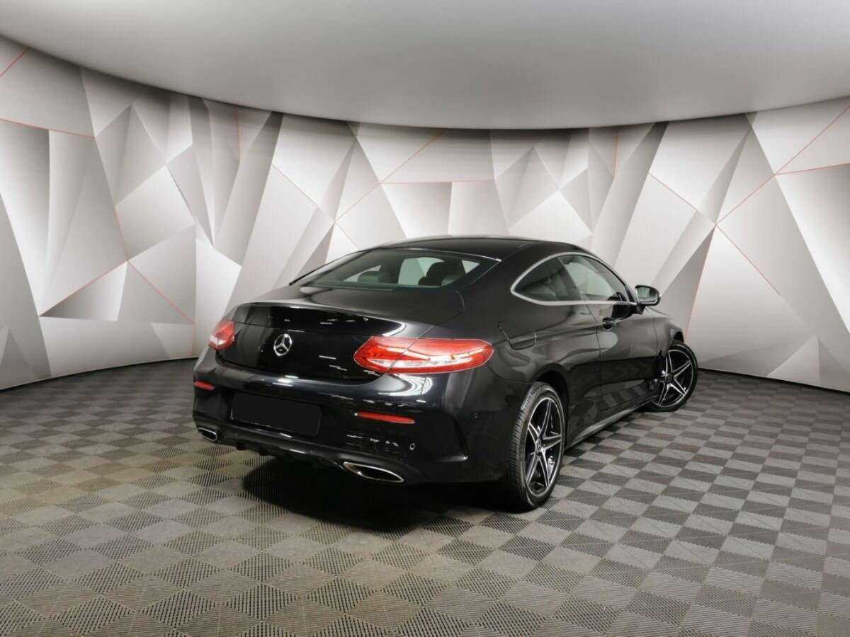 Mercedes-Benz C-Класс 200, 2018 - 72 812 км. | Фото №2