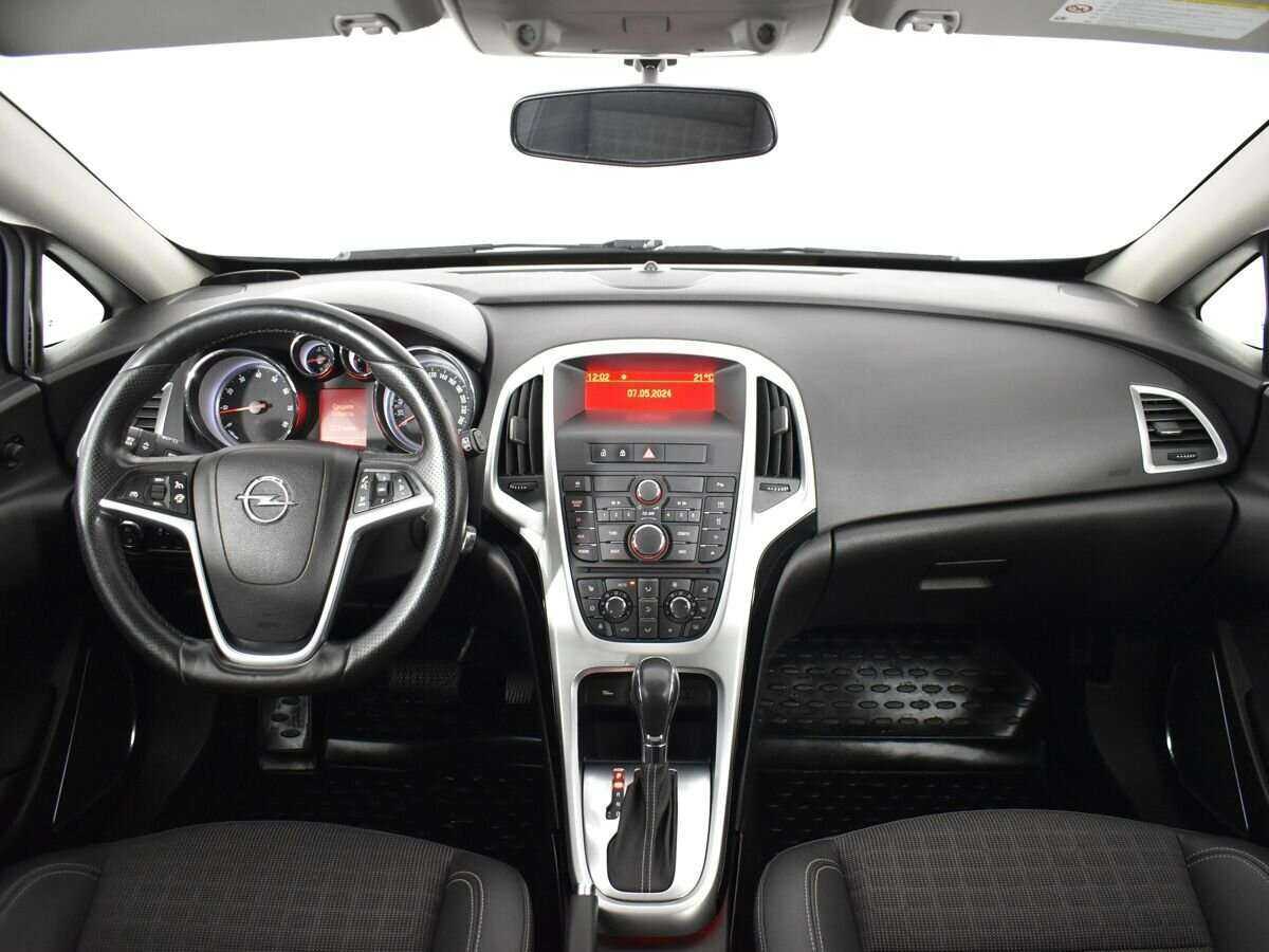 Opel Astra GTC, 2013 Фото №9