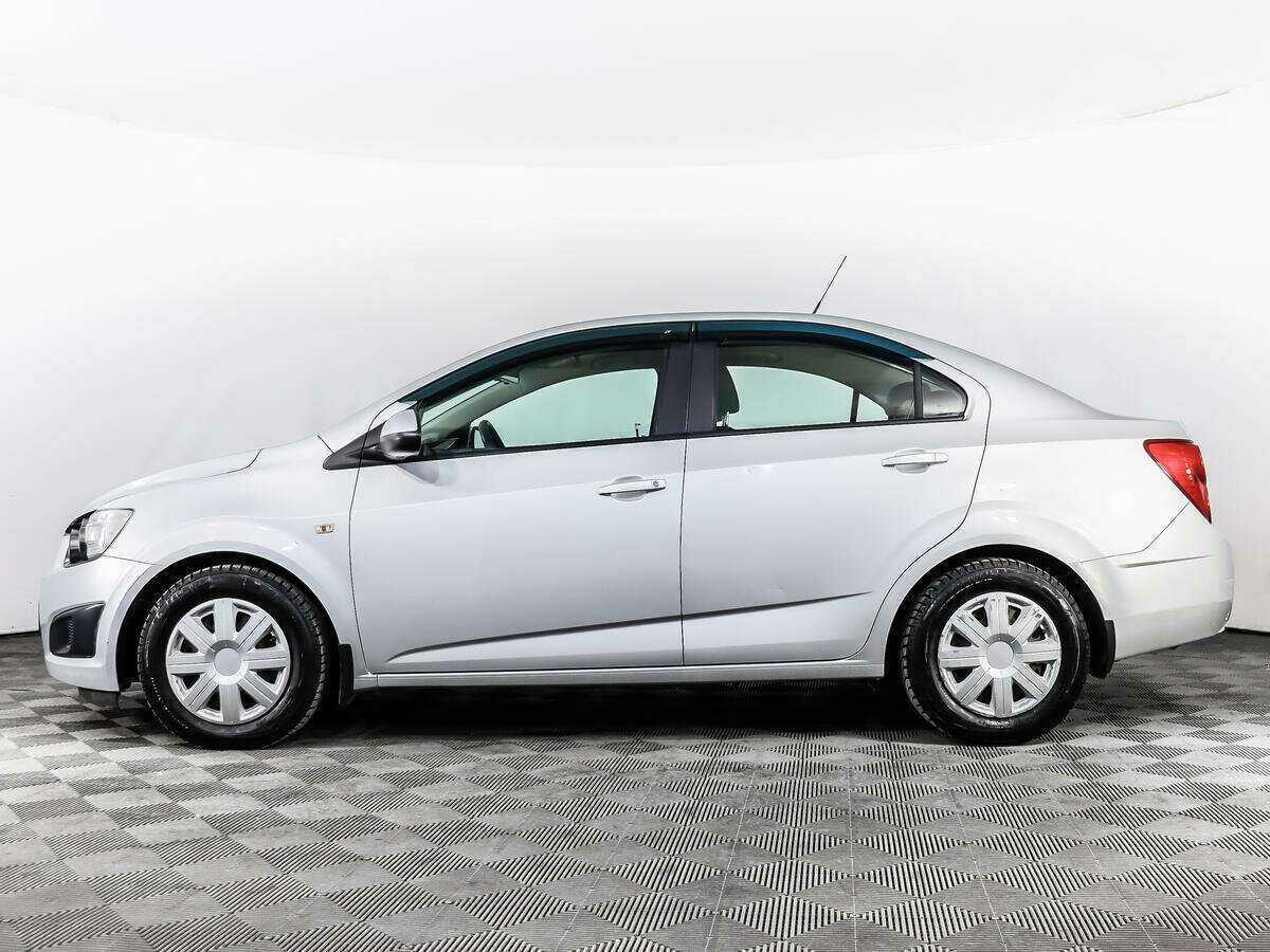 Chevrolet Aveo, 2013 Фото №8