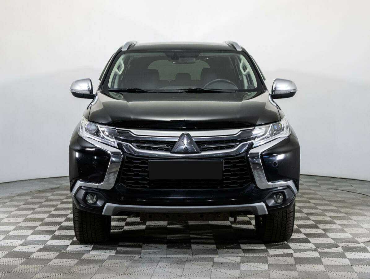 Mitsubishi Pajero Sport, 2017 - 96 505 км. | Фото №2