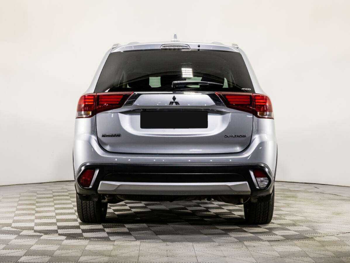 Mitsubishi Outlander, 2018 - 135 355 км. | Фото №6