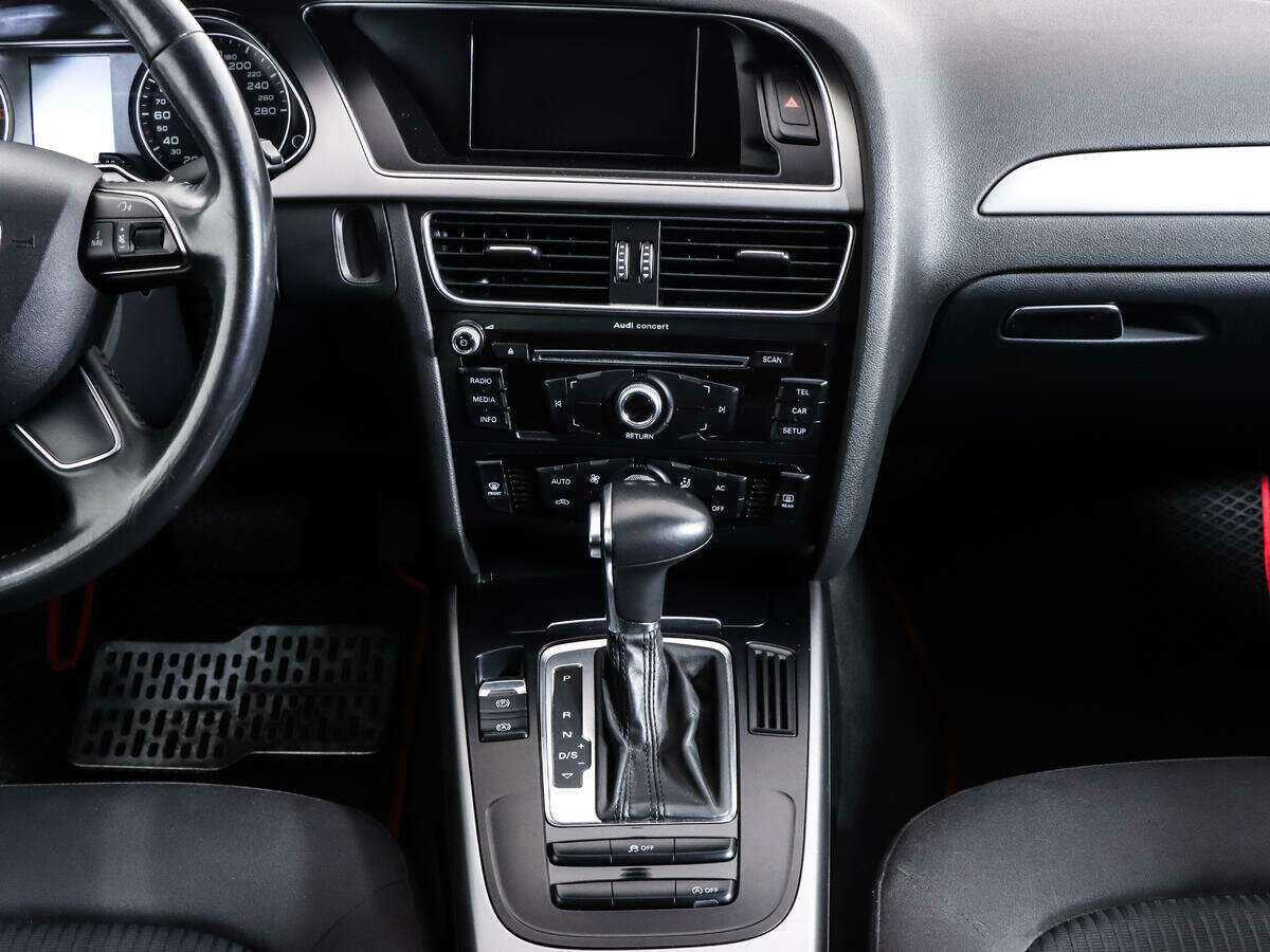 Audi A4, 2013 Фото №15