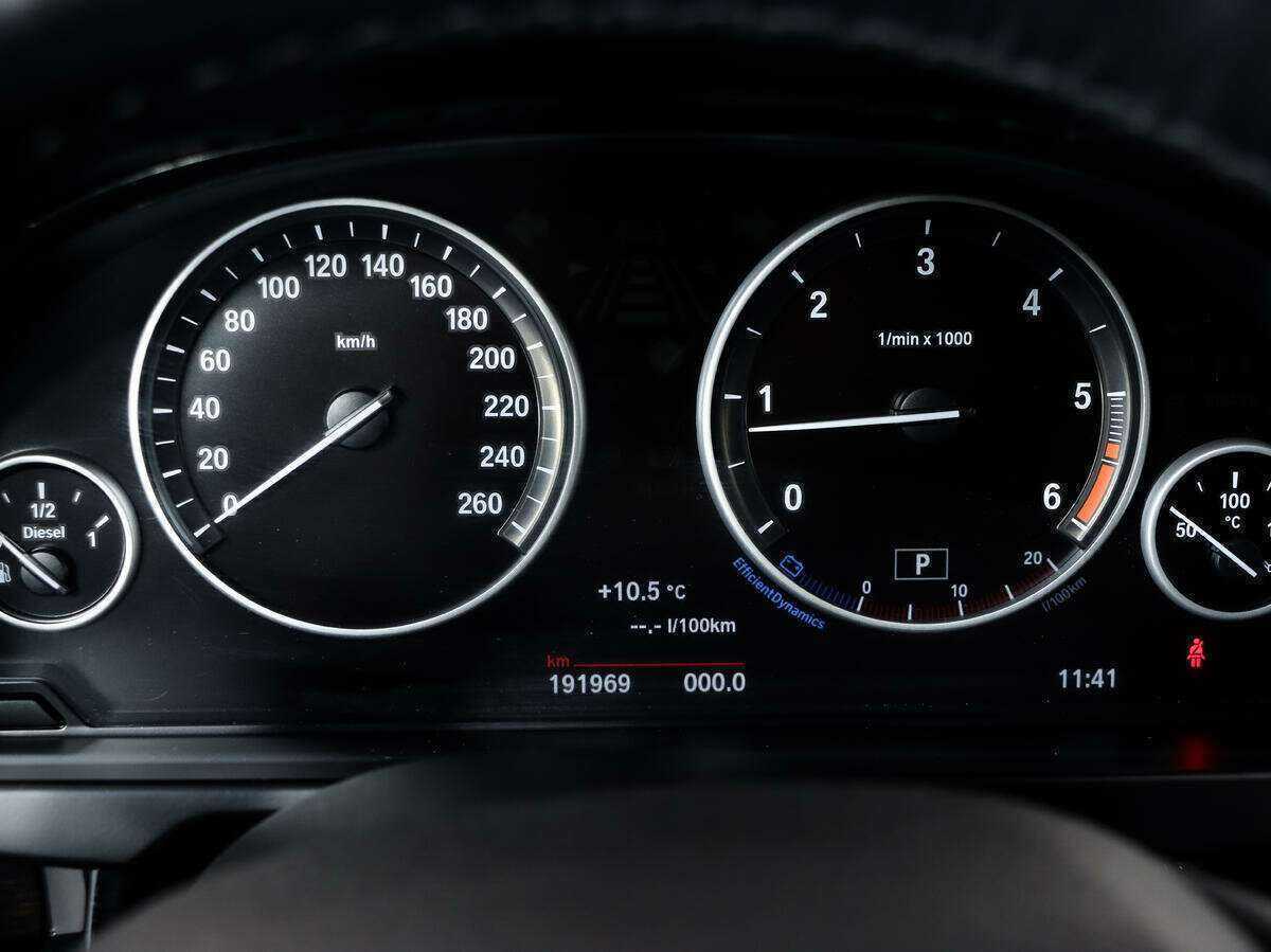 BMW X5 30d, 2015 Фото №16