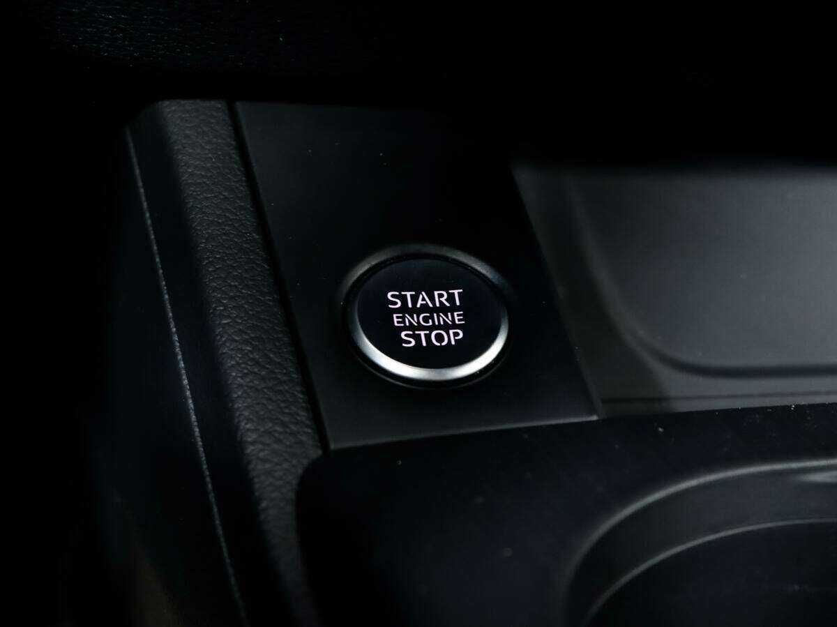 Audi A4, 2019 Фото №14