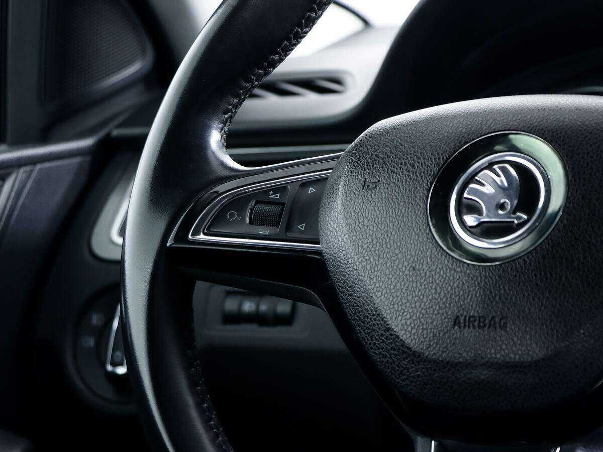 Skoda Rapid, 2017 Фото №13