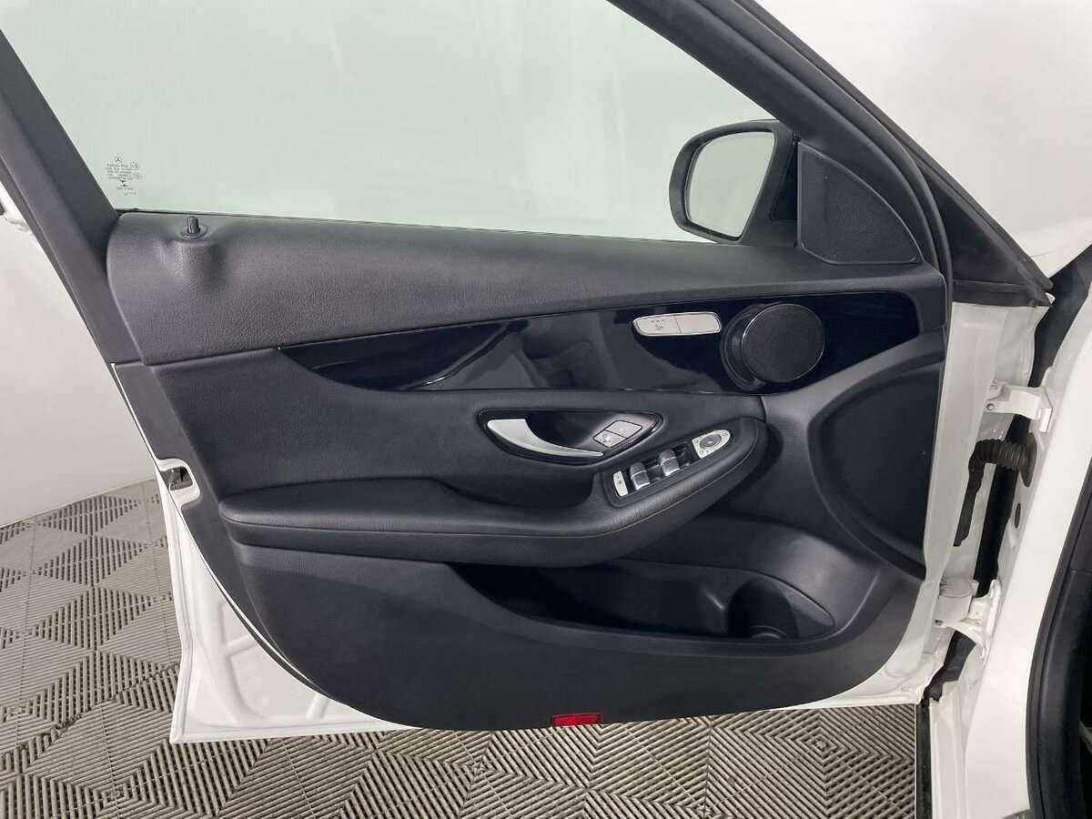 Mercedes-Benz C-Класс 180, 2015 - 229 993 км. | Фото №8
