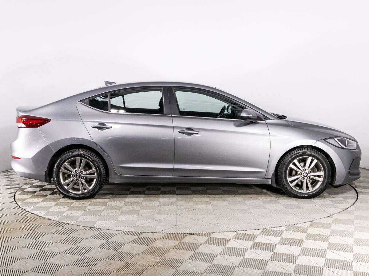 Hyundai Elantra, 2018 - 184 612 км. | Фото №4